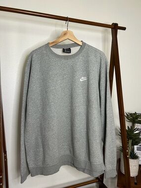 Nike Spell out Gray Crewneck  Size XL